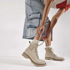 Chaco Women's Fields Lace Waterproof Boot Maple Brown